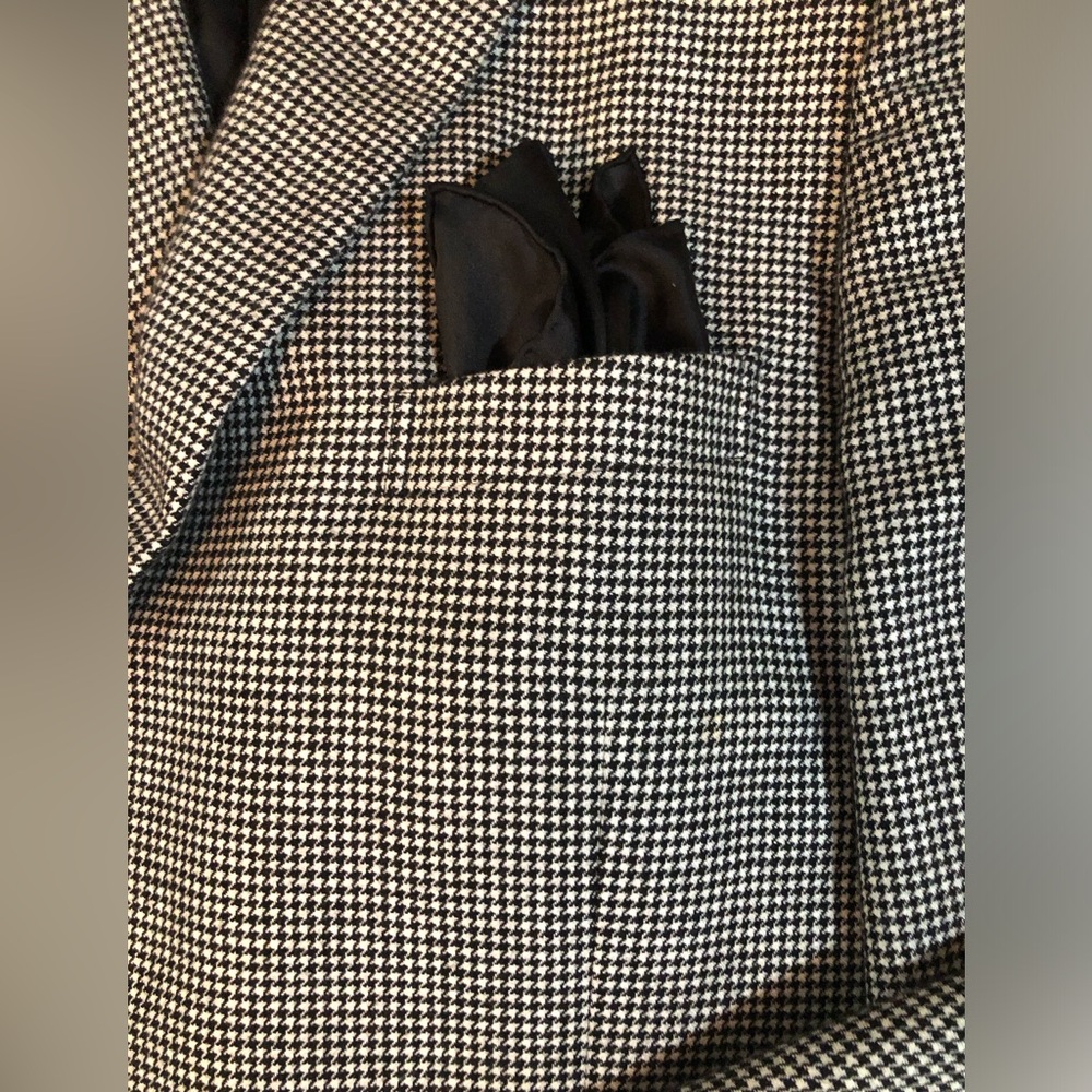 Beautiful Italian cashmere from Nordstrom’s signature collection 48 R US